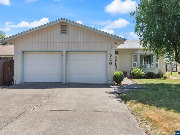 520 SE Lacreole Dr, Dallas, OR 97338