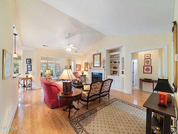 5th image of 3697-3697 Wingfoot Dr