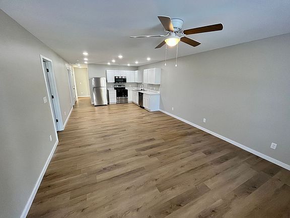 2nd image of 225-239-251 S Park St #Sp