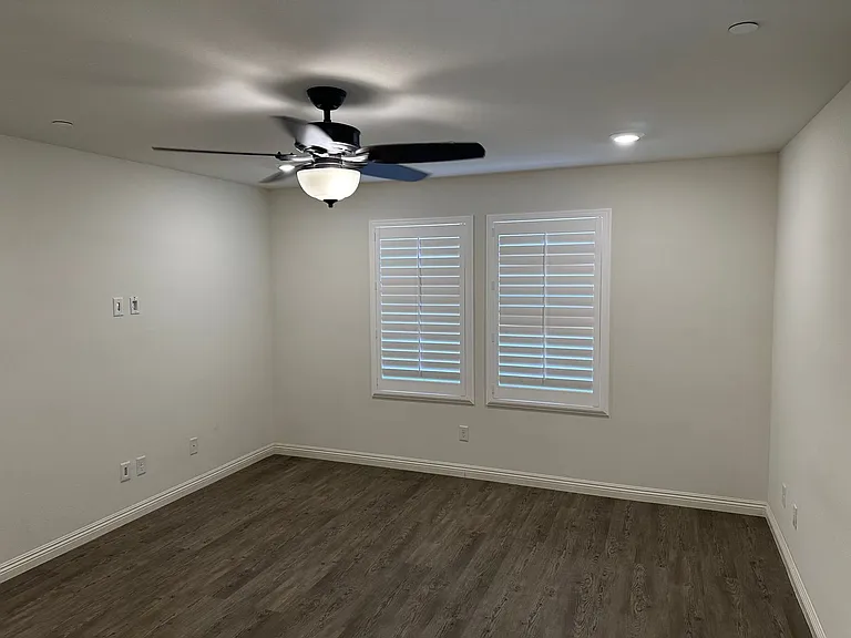 2983 Duverney Ave — Photo 50