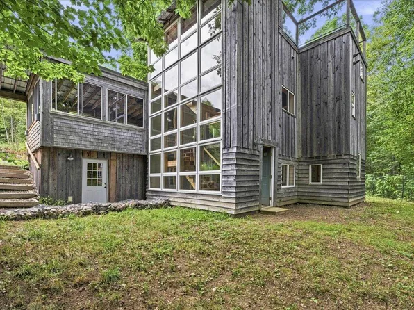 115 Underpass Road, Brooks, ME 04921