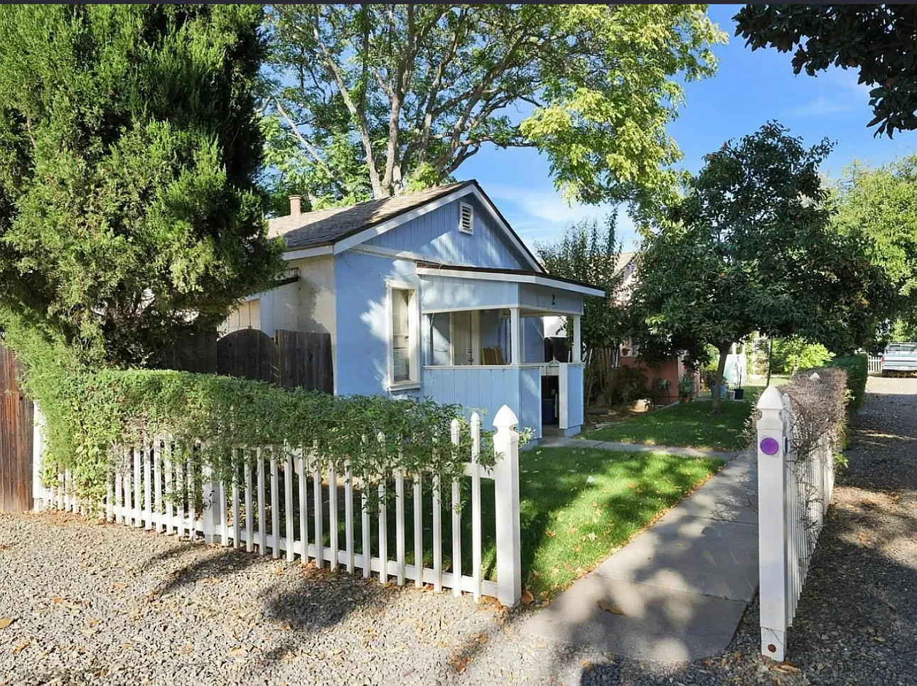 101-2 Elliott St — Photo 1