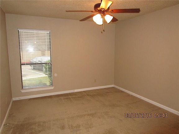 3rd image of 2000 Willoughby Ln APT 5511