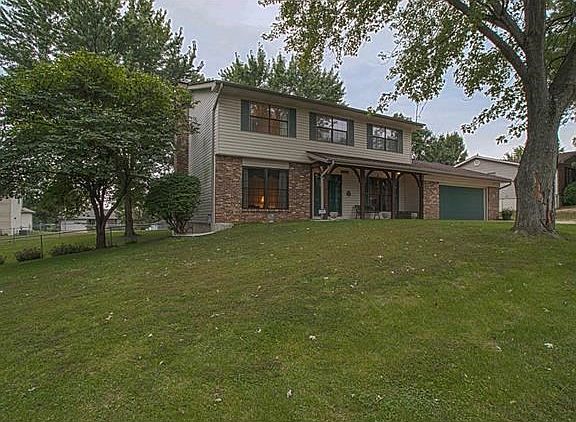 Curb appeal from every angle!