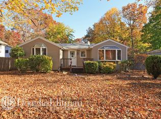 307 Mount Vernon Ave, Medford, NY 11763