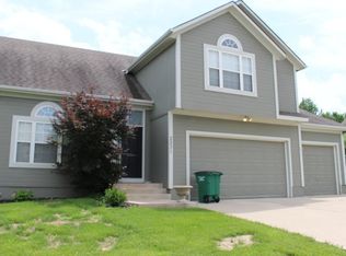 2231 Martha Ln, Greenwood, MO 64034