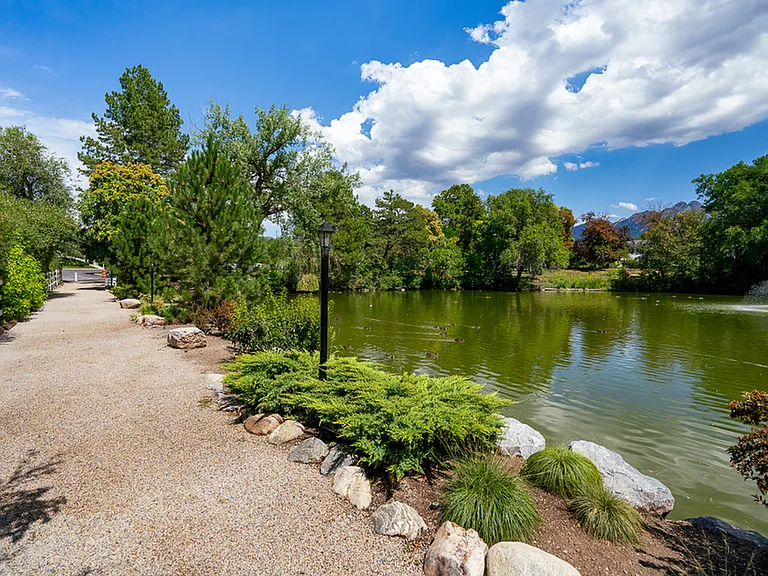 Trails at Fox Point in Old Farm Apartments