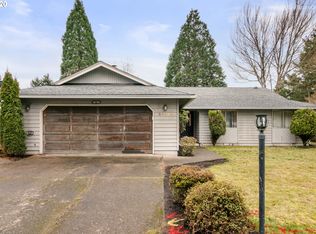 39780 McCormick Dr, Sandy, OR 97055