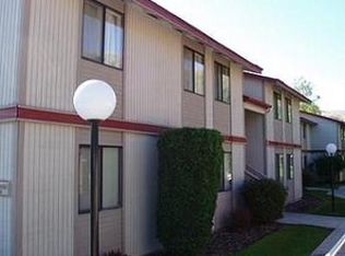 554 S 5th St, Selah, WA 98942