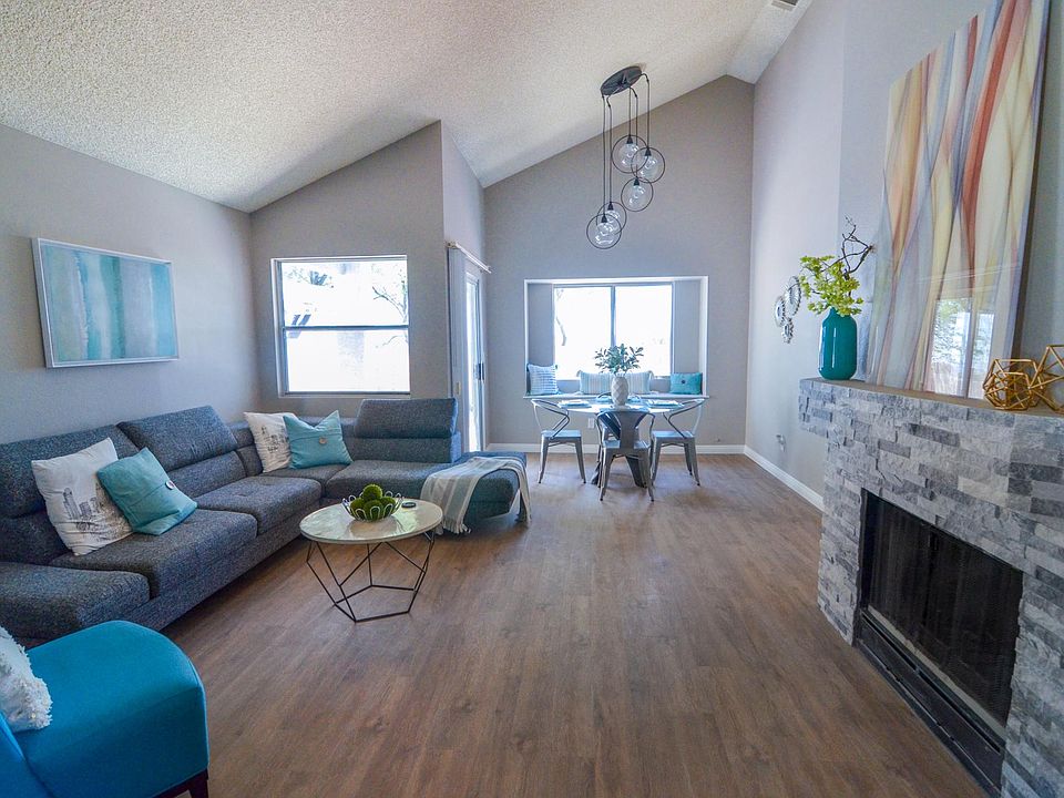 Living & Dining Room