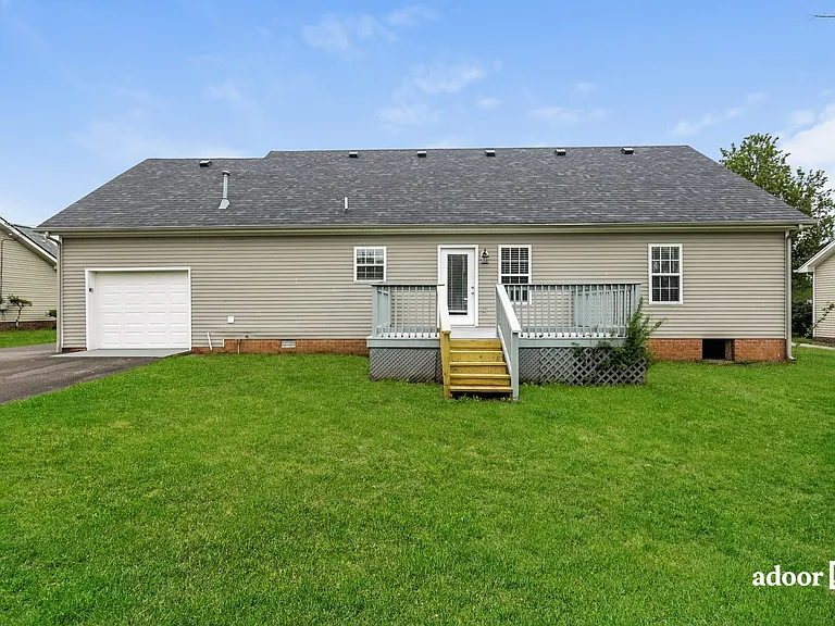 213 Merlin Dr — Photo 15