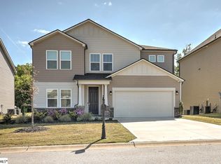 117 Grand River Ln, Simpsonville, SC 29681