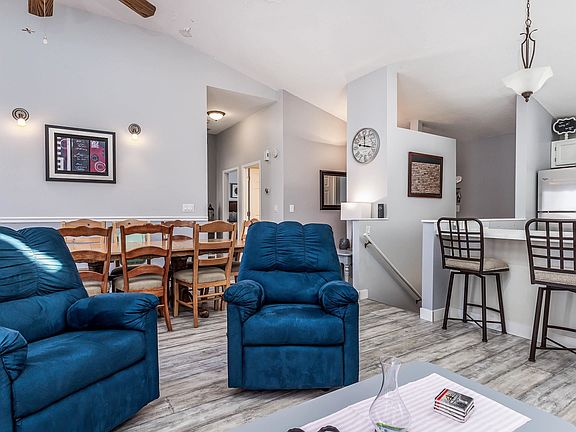 4th image of 39 Valleywood Ln