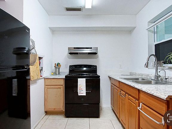 5th image of 120 Banyan Drive