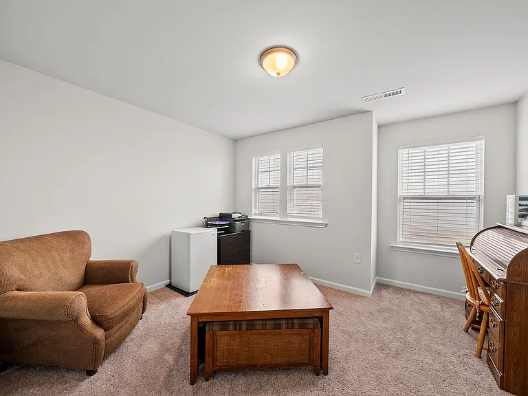 304 Beacon Hill Rd — Photo 23