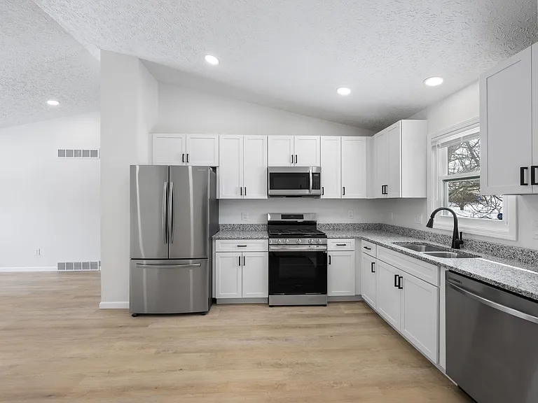 4519-4523 S Arlington Rd #4521 — Photo 17
