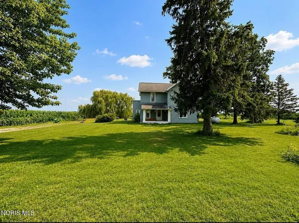 9763 Kramer Rd, Bowling Green, OH 43402