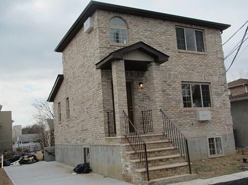 2nd image of 12614 Sidway Pl
