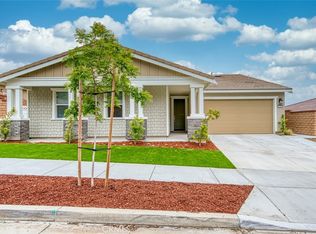 2585 Santa Fiora Dr, Corona, CA 92882