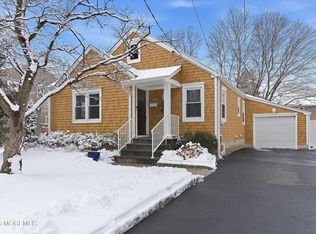 190 8th Street, Belford, NJ 07718