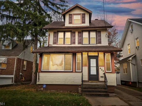 424 E 4Th Ave, Roselle Boro, NJ 07203