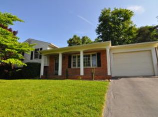 818 Mason Rd, Vinton, VA 24179