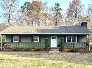 200 Winsom Rd, Kernersville, NC 27284