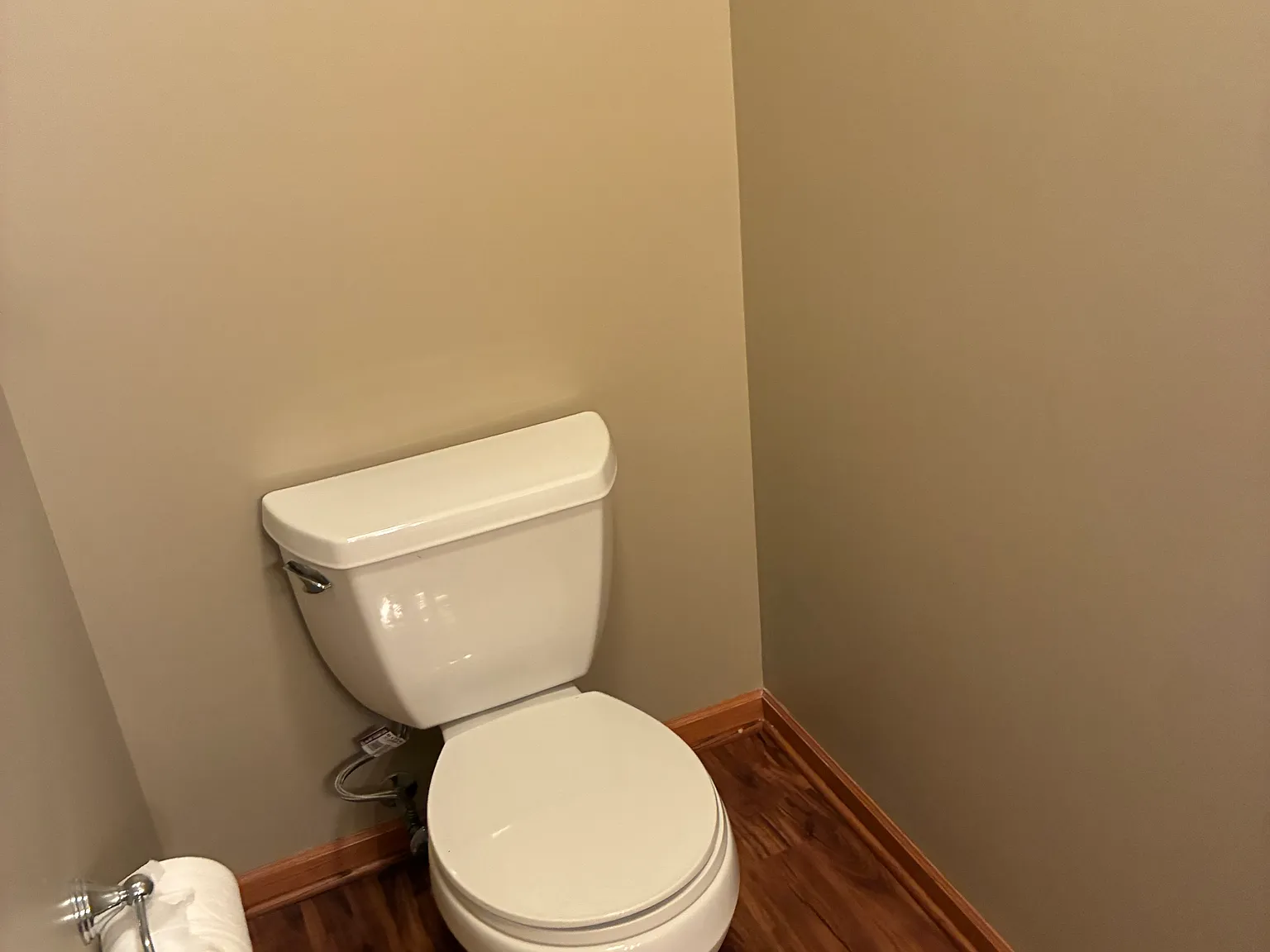 2 bed, 1.5 bath, 1100 sqft, $1,200 — Photo 2