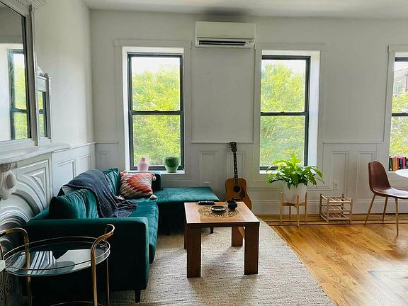 2nd image of 207 Mac Donough St #3