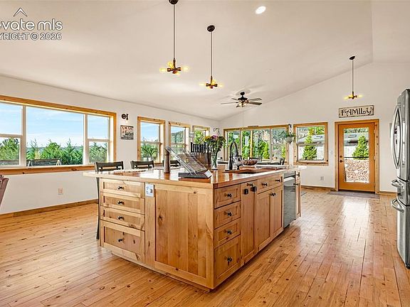 3rd image of 8480 Delaware Rd