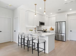 28 Geneva St #303, Boston, MA 02128