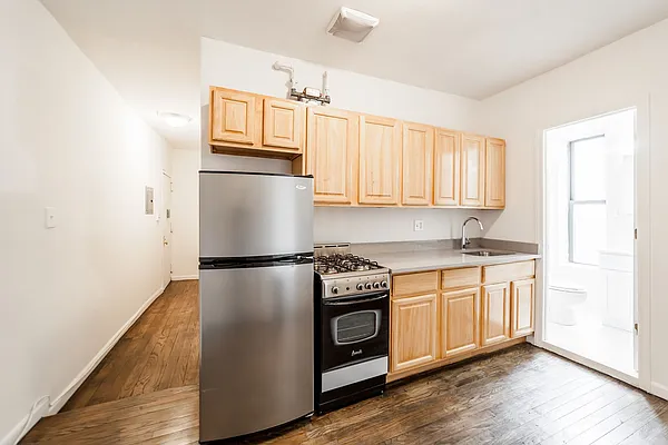 Rented by Compass | media 4