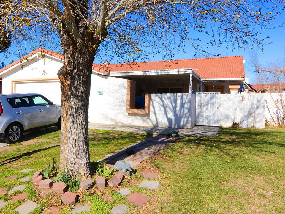 1st image of 43608 Picaso St