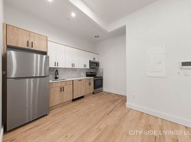 897 New York Ave