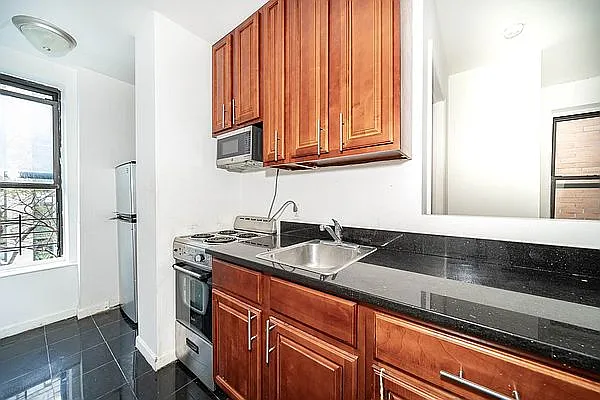 Rented by Living New York | media 5