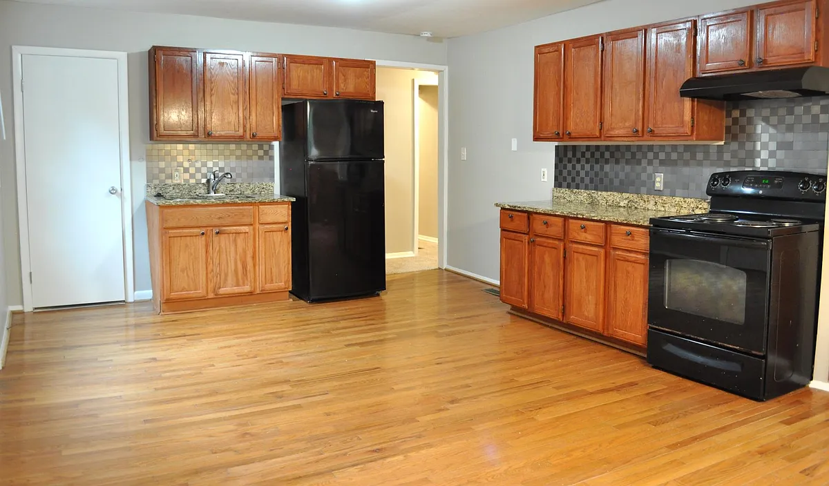 Building Photo - 3047 Alston Dr
