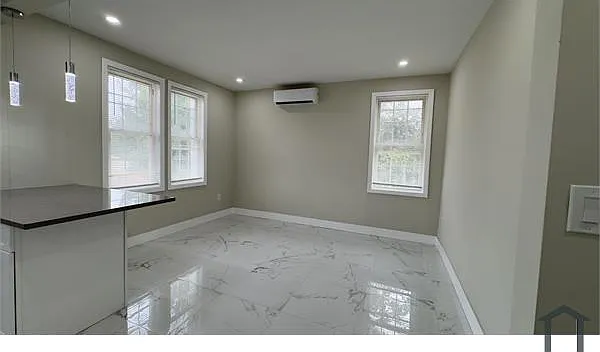 4128 Wickham Ave — Photo 11