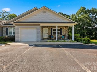 351 School Dr, Taylorsville, NC 28681