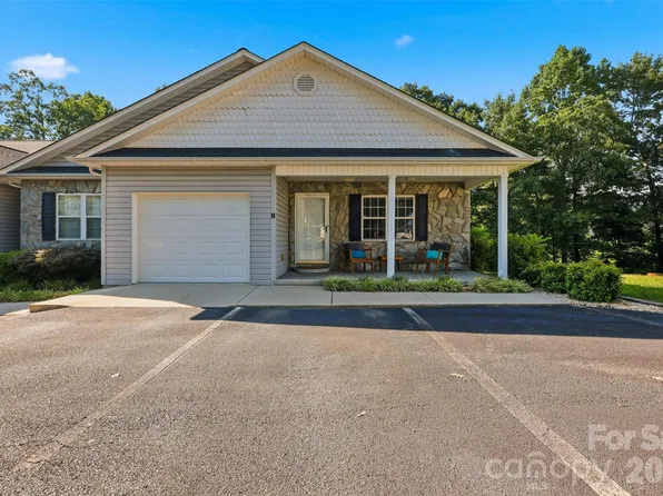 351 School Dr, Taylorsville, NC 28681