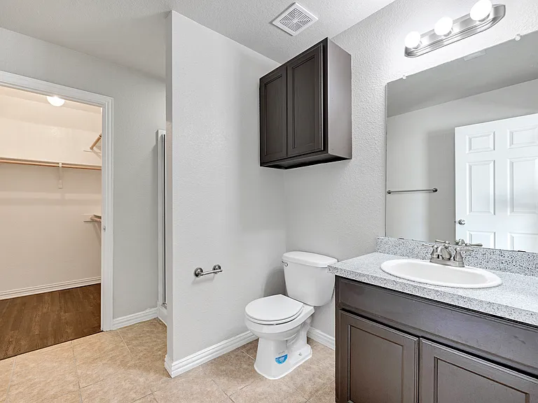 Woodhaven Villas — Photo 37