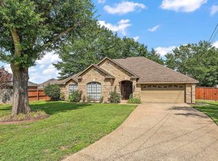 19173 Greenleaf Dr, Flint, TX 75762