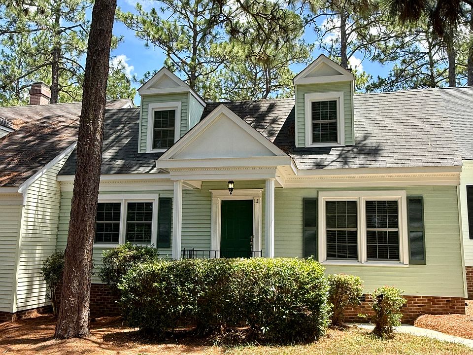 1st image of 3 Colonial Pines Cir