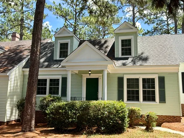 3 Colonial Pines Cir, Pinehurst, NC 28374
