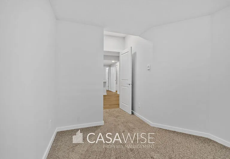 21039 25th Ave NW #BASEMENT — Photo 5