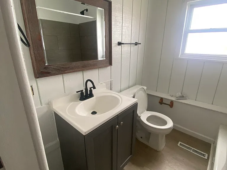 1208 Windermere Dr — Photo 10