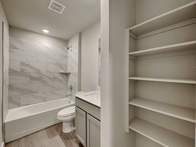 10504 SW 41st St — Photo 13