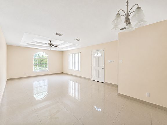 3rd image of 3001 Ashley Pl #3027