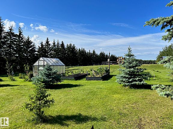 3rd image of 275056 Township Rd #463