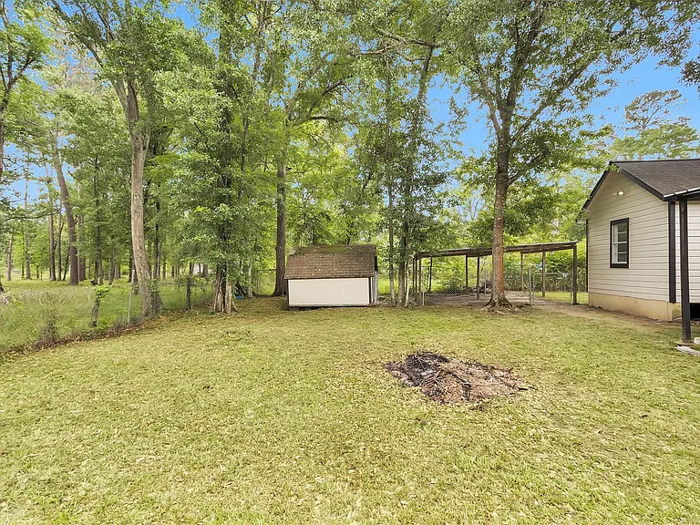 19355 Forest Lane Cir — Photo 27