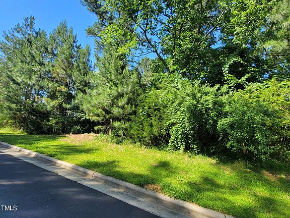 5th image of 93 Bur Oak Ct #477